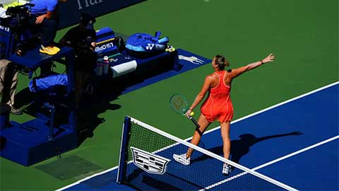 Sabalenka phải dừng trận đấu tại US Open vì khán giả hút cần sa trên khán đài