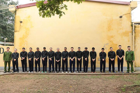 Một loạt BLV lậu thu nhập tiền tỷ nhờ hành động sai pháp luật 