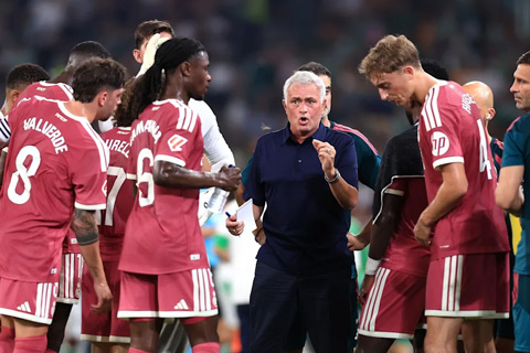 Mourinho có nhiều quyết định chưa thực sự hợp lý trước Betis
