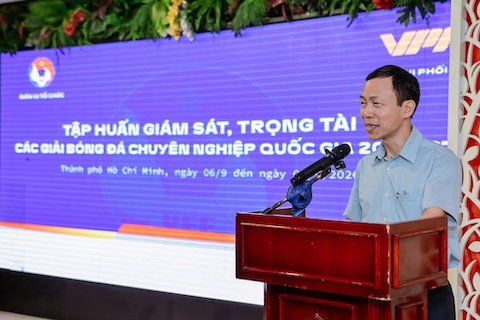 Phó Tổng Thư ký VFF Nguyễn Minh Châu phát biểu tại lễ khai mạc. Ảnh: Quỳnh Đức