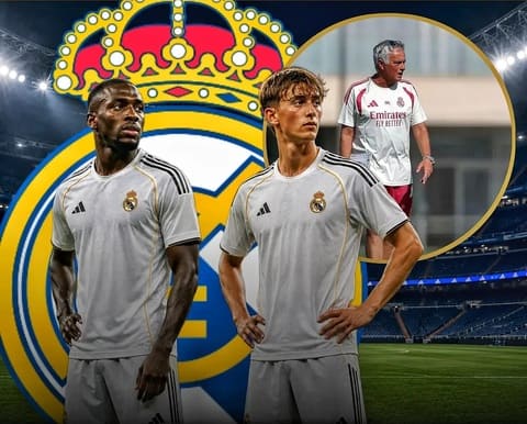 Với Ibrahima Konate, HLV Jose Mourinho đã có thêm một "tòa tháp" cao trên 1m90. Ảnh: Instagram