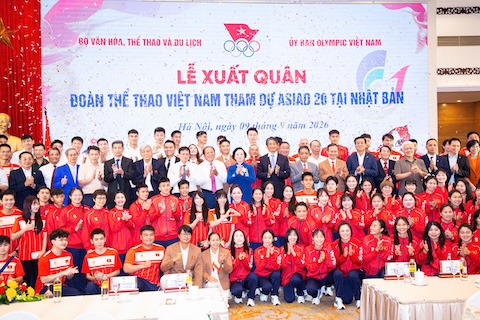 Các thành viên đoàn thể thao Việt Nam. Ảnh: Bùi Lượng 