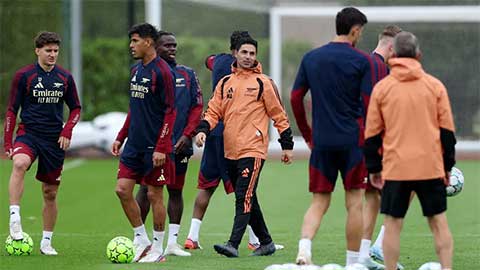  HLV Arteta phải hủy họp báo trước trận gặp Napoli