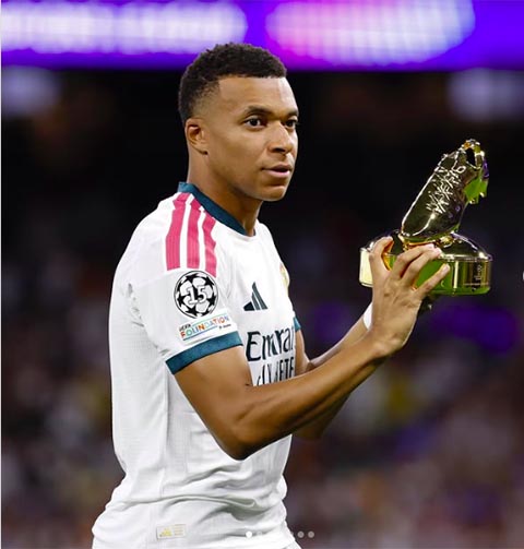 Anh vừa nhận danh hiệu Vua phá lưới Champions League 2025/26