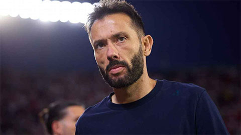 HLV Carlos Corberan bị sa thải sau 5 vòng đấu đầu tiên tại La Liga