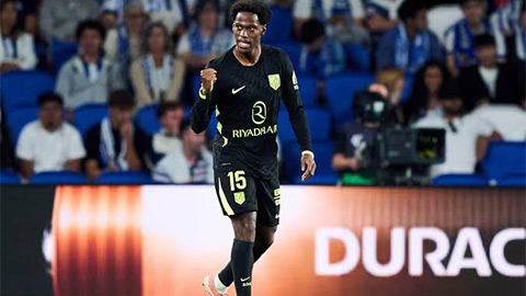 David tỏa sáng trong trận đá chính đầu tiên cho Atletico