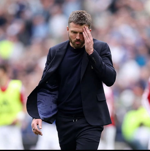 Carrick có lẽ phải cần tới 13 cầu thủ mới thắng được Man City