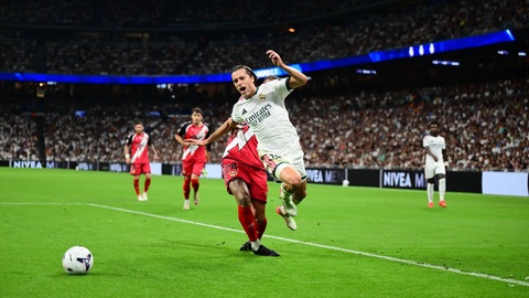 Tại Bernabeu, Real Madrid đã để Vallecano giành lại thế trận sau giờ nghỉ. Ảnh: Goal