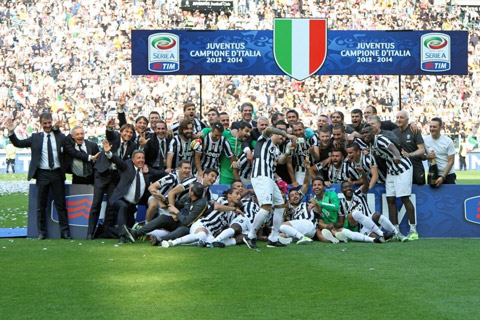 Juventus mùa 2013/14 đang nắm giữ số điểm lịch sử
