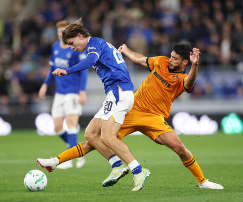 Tyler Dibling không có đất dụng võ ở Everton