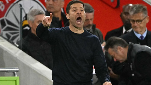 HLV Alonso đau đầu trong việc xây dựng hàng thủ Chelsea