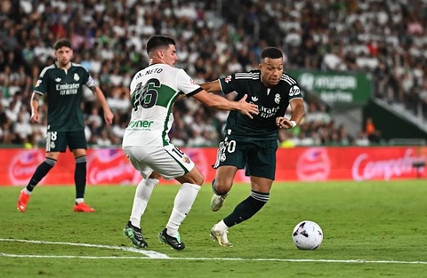 Mới nhất, họ cũng có chiến thắng hú hồn trên sân Elche. Ảnh: Yahoo Sports