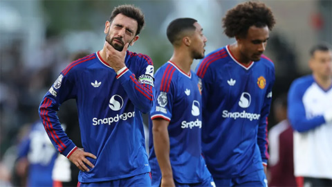 Carrick đang phá thành quả của Amorim tại MU