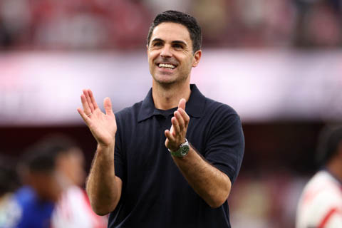 Arteta gắn bó lâu dài với Arsenal