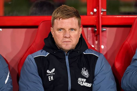 Howe đang tạm thời nghỉ ngơi sau khi chia tay Newcastle ở hè vừa qua