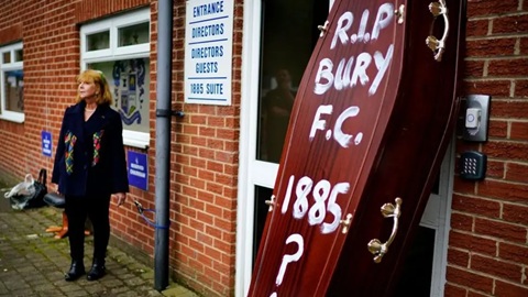Bury bị loại khỏi EFL do khó khăn T chính vào năm 2019, đội bóng đầu tiên bị loại kể từ khi Maidstone giải thể vào năm 1992