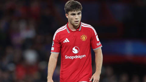 Tin bóng đá tối 21/10: Sao trẻ MU tính rời Old Trafford