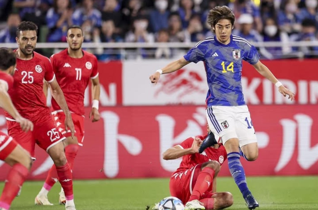 Soi thẻ phạt Tunisia vs Nhật Bản, 11h00 ngày 21/6 - Ảnh 1