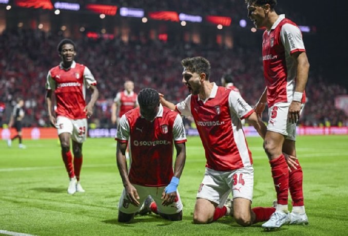  Nhận định Braga vs Estoril Praia 02h45 ngày 15/09: Đội khách yếu kém
