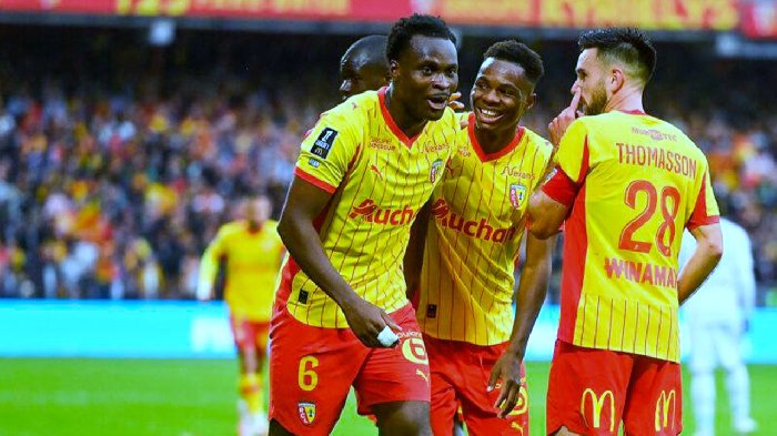  Nhật định phạt góc Toulouse vs Lens, 2h45 ngày 03/01