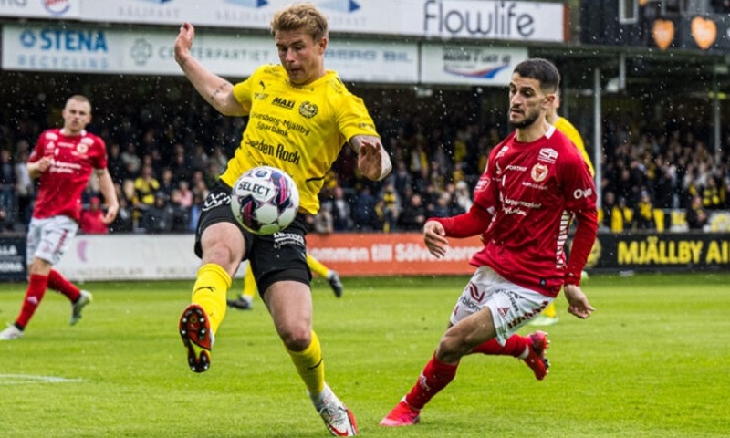 Nhật định phạt góc Kalmar vs Mjallby, 22h30 ngày 25/7 - Ảnh 1