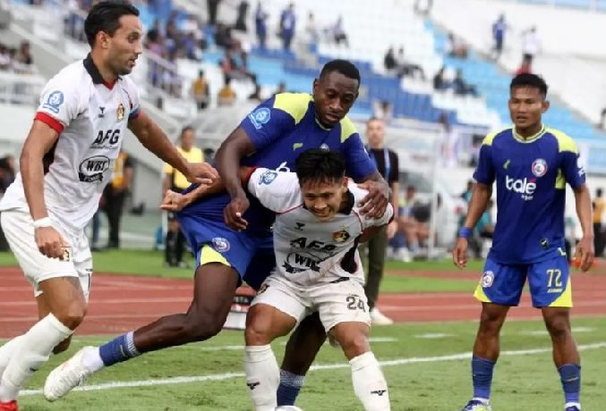  Nhận định Arema vs Persik Kediri 15h30 ngày 18/09: Xa nhà là thua