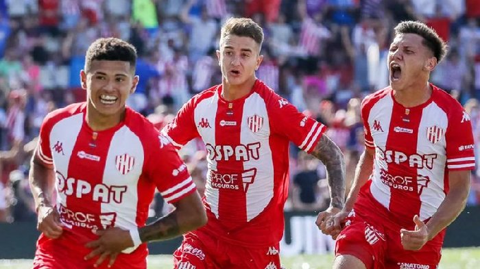  Nhận định Mendoza vs Union de Santa Fe 01h30 ngày 02/08: Lợi thế sân nhà