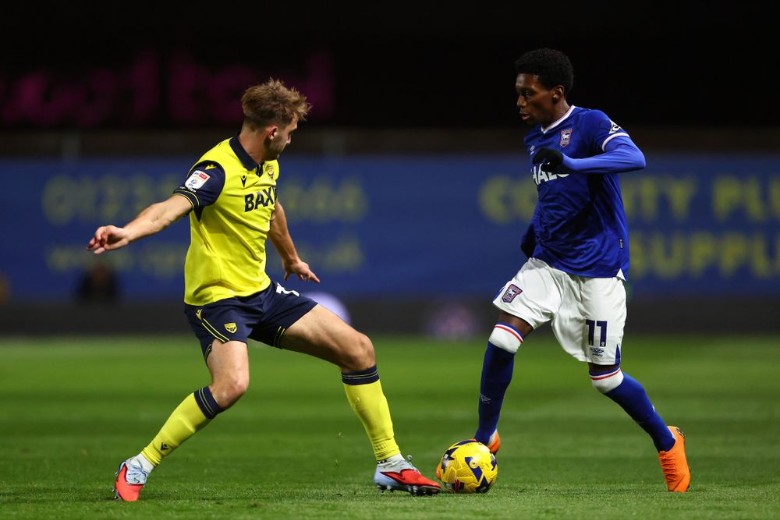 Nhận định Ipswich Town vs Oxford United, 22h00 ngày 1/1: Trận đấu quá chênh lệch - Ảnh 1