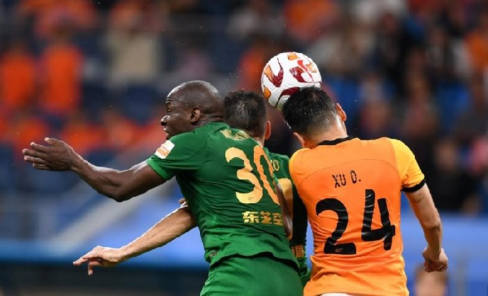 Nhật định phạt góc Qingdao West Coast vs Zhejiang Professional, 17h00 ngày 28/6