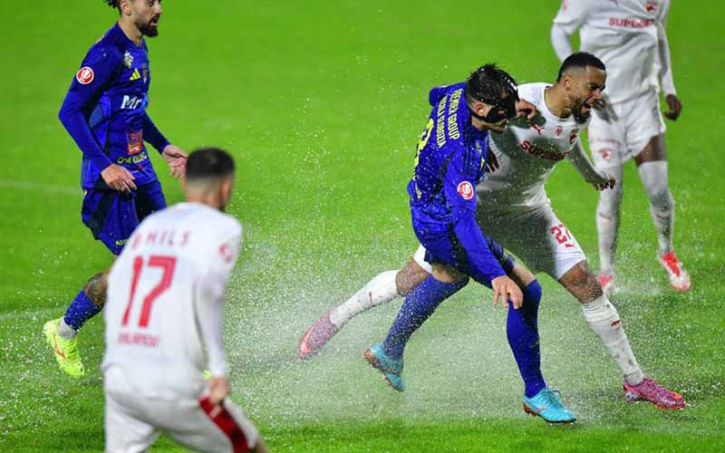 Nhận định Dinamo Bucuresti vs Unirea Slobozia 1h00 ngày 17/2: Ba điểm trong tầm tay - Ảnh 1