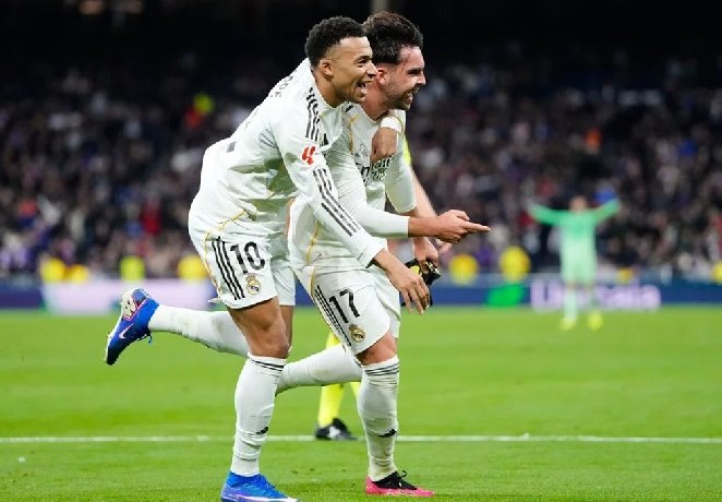  Nhật định phạt góc Benfica vs Real Madrid, 3h ngày 29/01