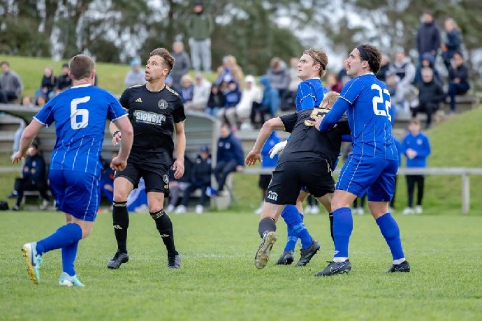  Nhận định East Coast Bays vs Manukau United 9h ngày 3/4: Chiến thắng đơn giản