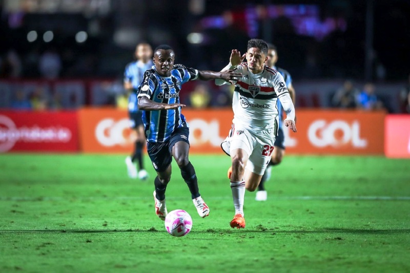 Nhận định Coritiba vs Sao Paulo 05h30 ngày 26/02: Khách lấn chủ - Ảnh 1