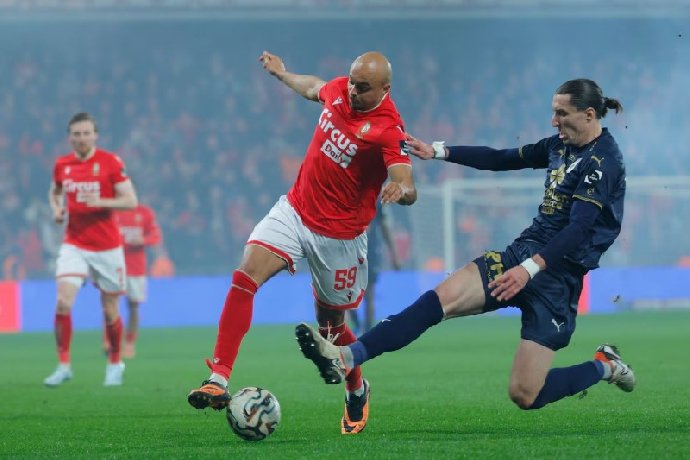  Nhận định Standard Liege vs La Louviere 01h45 ngày 22/08: Chiến thắng đầu tiên