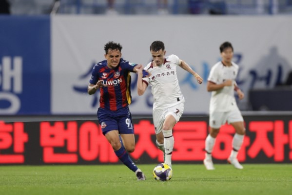 Nhận định Suwon FC vs Gwangju 17h00 ngày 14/9: Thắng nhọc nhằn - Ảnh 4