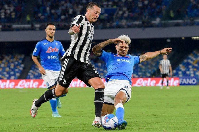  Nhật định phạt góc Napoli vs Juventus, 2h45 ngày 08/12