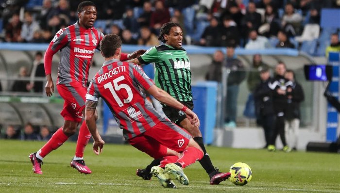  Nhận định Sassuolo vs Cremonese 18h30 ngày 25/1: Tân binh đại chiến