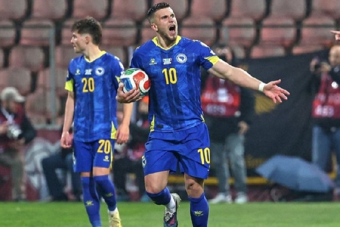  Nhận định Canada vs Bosnia 02h00 ngày 13/06: Chia điểm ngày ra quân