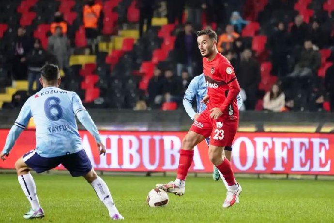  Nhận định Alanyaspor vs Gazisehir Gaziantep 00h00 ngày 04/11: Điểm tựa sân nhà