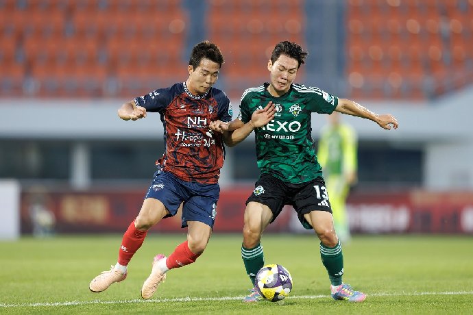  Nhận định Gimcheon Sangmu vs Jeonbuk Hyundai Motors 12h00 ngày 8/3: Làm khó ĐKVĐ