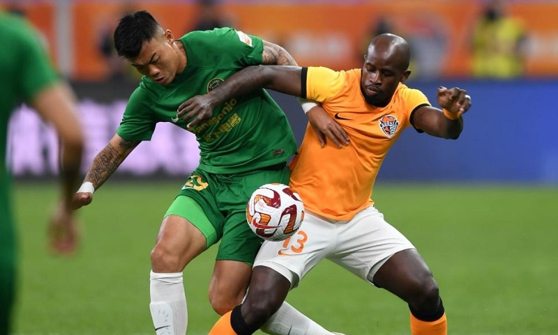 Soi thẻ phạt Qingdao West Coast vs Zhejiang Professional, 17h00 ngày 28/6 - Ảnh 1