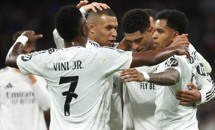  Nhật định phạt góc Real Madrid vs AS Monaco, 3h ngày 21/01