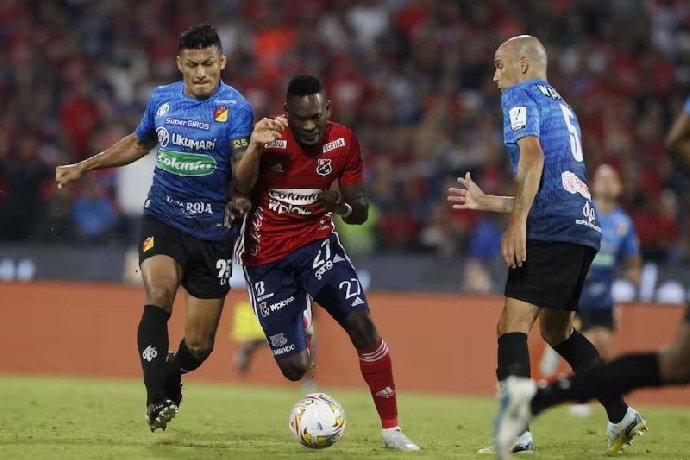  Nhận định Pereira vs Medellin 08h00 ngày 04/09: Khách lấn chủ