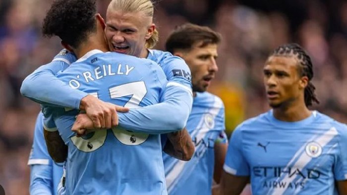  Nhật định phạt góc Sunderland vs Man City, 3h ngày 02/01