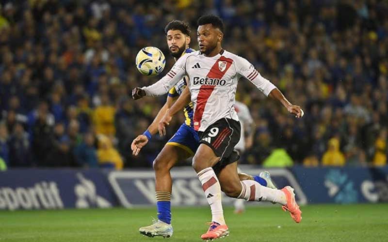 Nhận định River Plate vs Sarmiento Junin 5h15 ngày 13/10: Cửa trên khó vượt ải - Ảnh 1