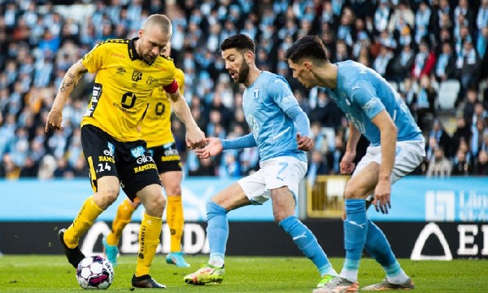 Nhật định phạt góc Malmo vs Elfsborg, 21h30 ngày 26/7