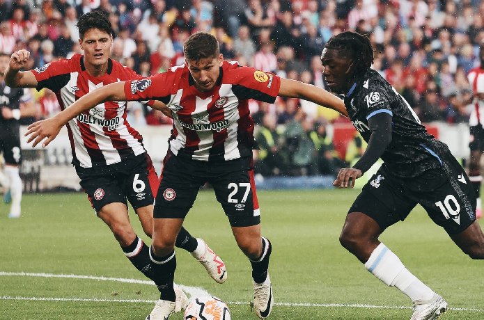  Nhật định phạt góc Brentford vs Tottenham, 3h ngày 02/01
