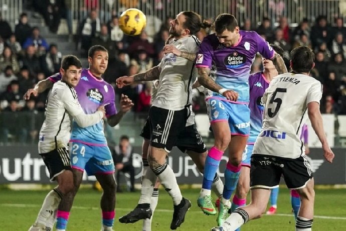  Nhận định Burgos vs Real Valladolid, 23h30 ngày 12/10: Cách biệt tối thiểu