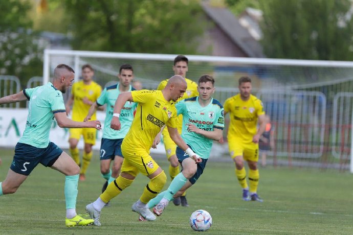  Nhận định Dnepr Mogilev vs Orsha, 22h00 ngày 17/11: Sức bật thế chân tường