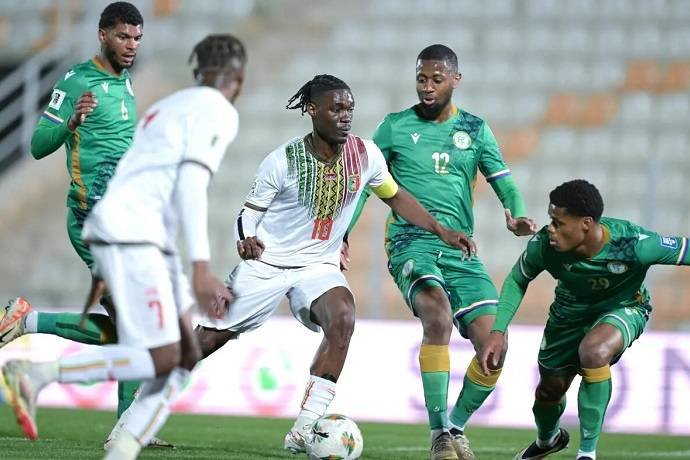  Nhật định phạt góc Comoros vs Mali, 2h ngày 30/12